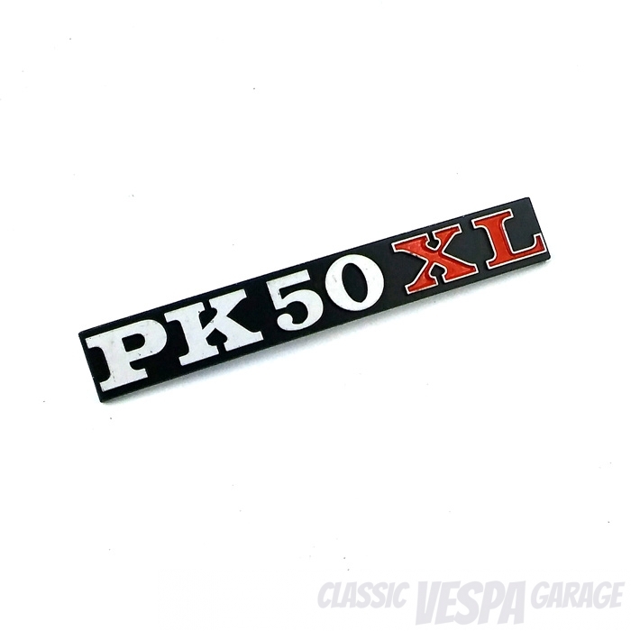 Emblem Schriftzung PK50XL Seitenhaube